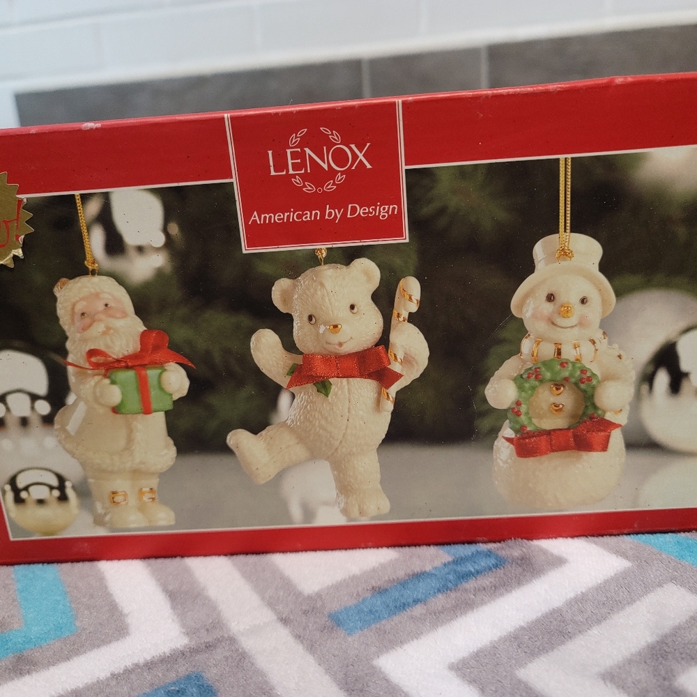 LENOX 3 PIECE SET HOLIDAY ORNAMENTS NEW BOX